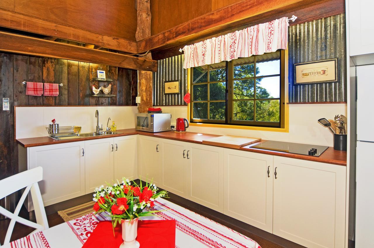 Possum Lodge At Cloudhill Estate ภูเขาแทมโบรีน ภายนอก รูปภาพ